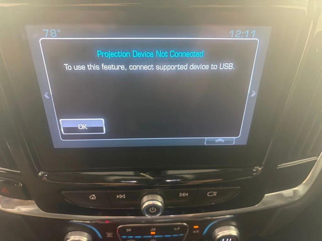 Used 2018 Black Chevrolet LT image 3