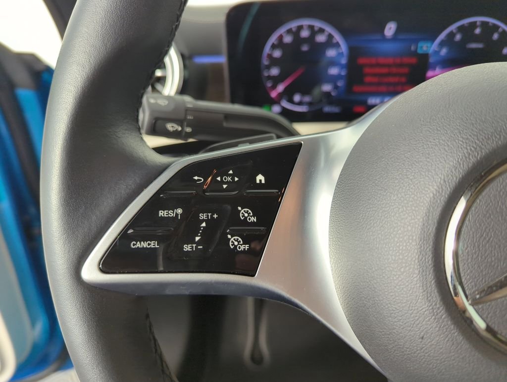 Used 2025  Mercedes-Benz CLA 250 image 22
