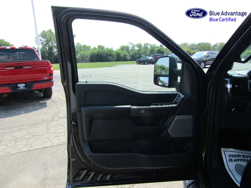 2023 Ford F-150 XLT - Photo 18