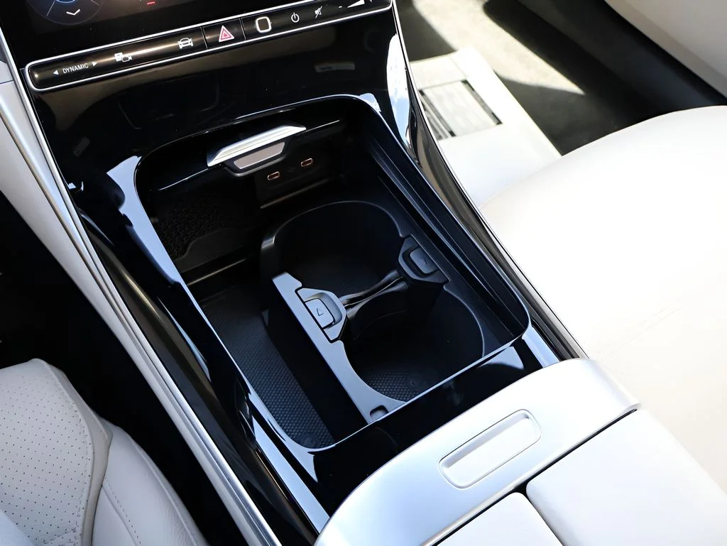 New 2026 Graphite Grey Metallic Mercedes-Benz C 300 image 26