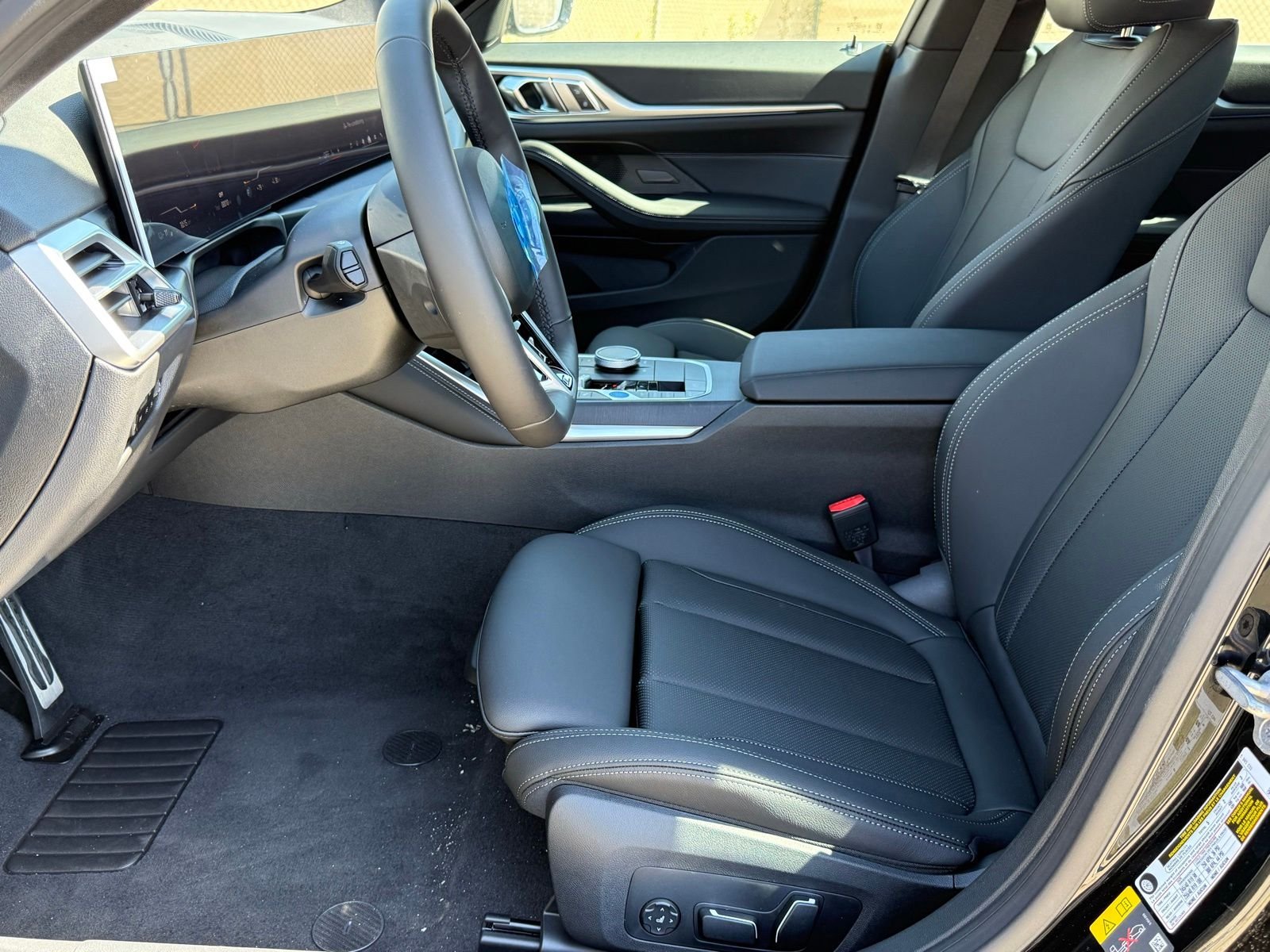New 2026 Black Sapphire Metallic BMW eDrive40 image 21