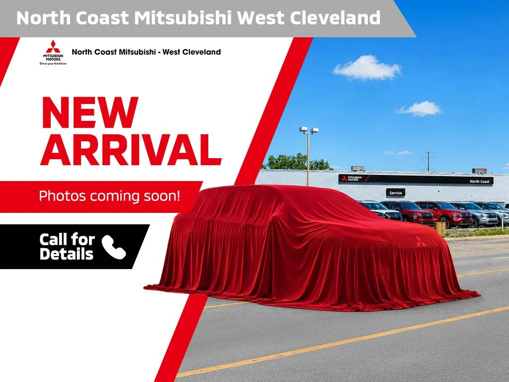 Used 2018 Silver Hyundai SEL image 1