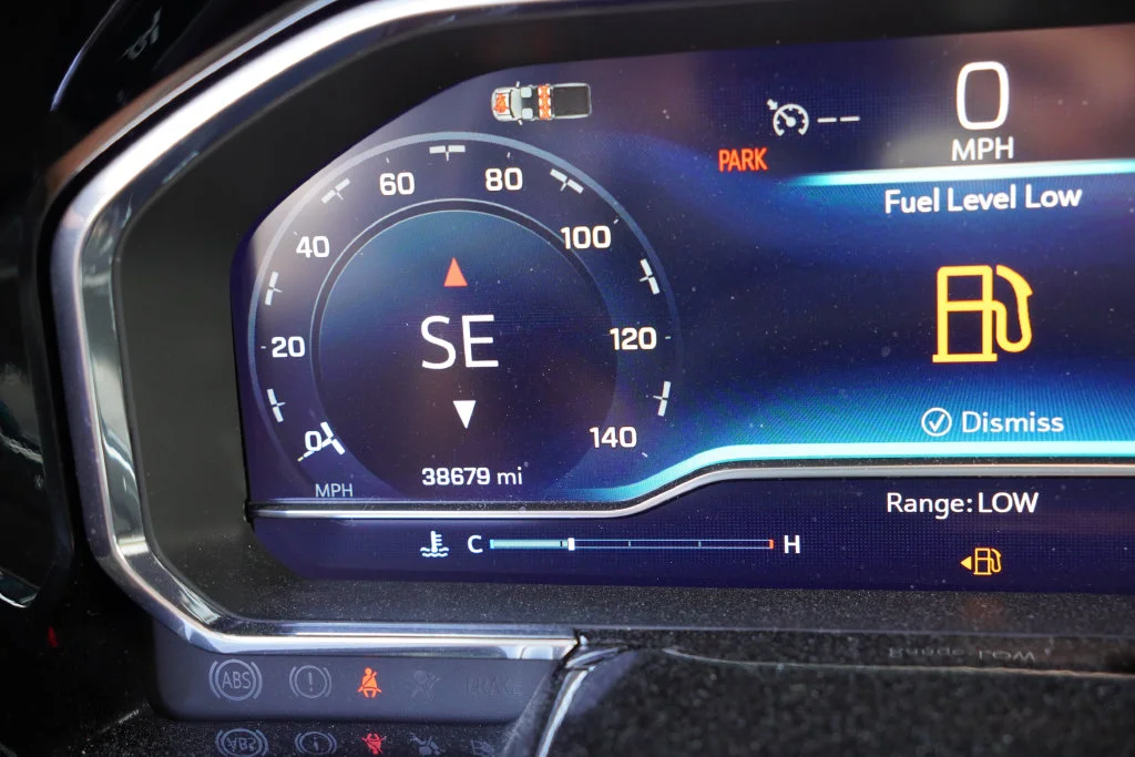 Used 2024 Slate Gray Metallic Chevrolet ZR2 image 7