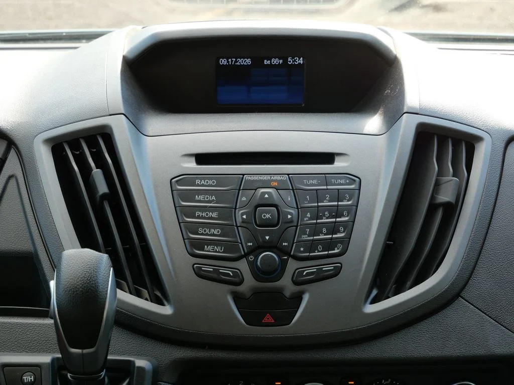 Used 2015 White Ford Base image 17