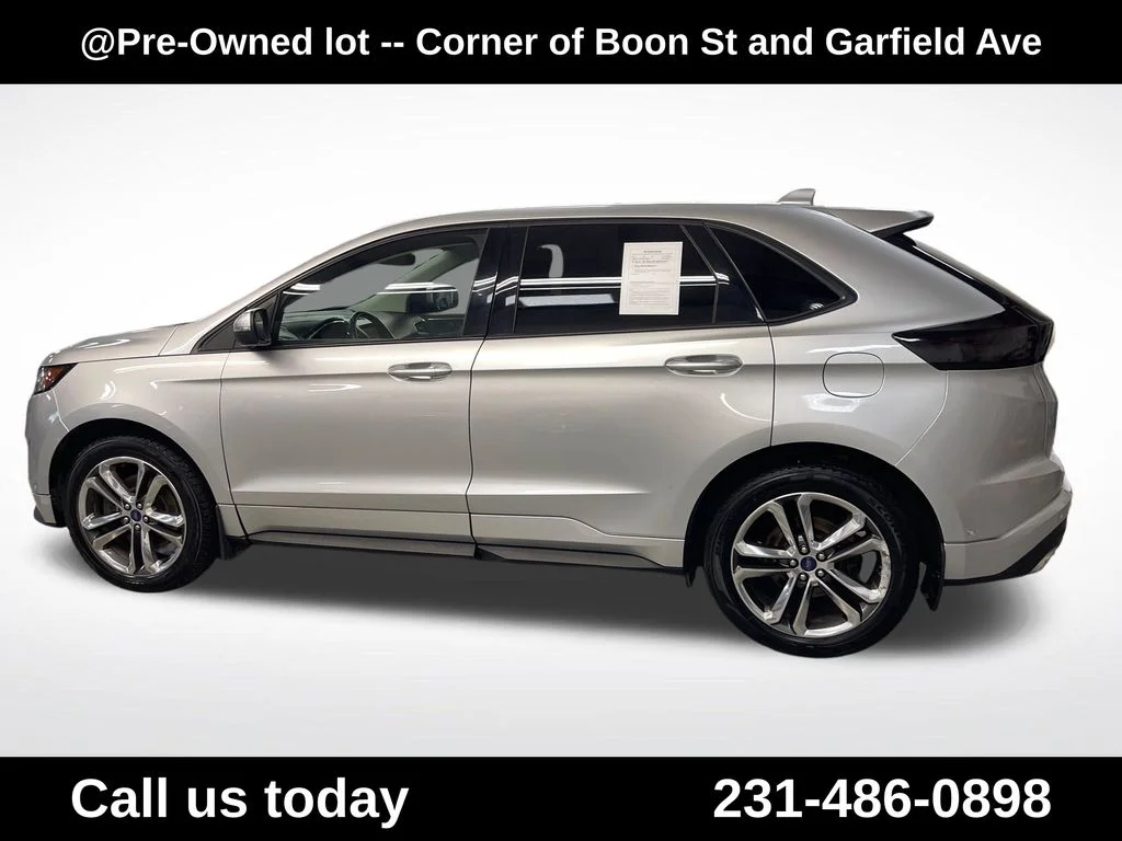 Used 2015 Silver Ford Sport image 2