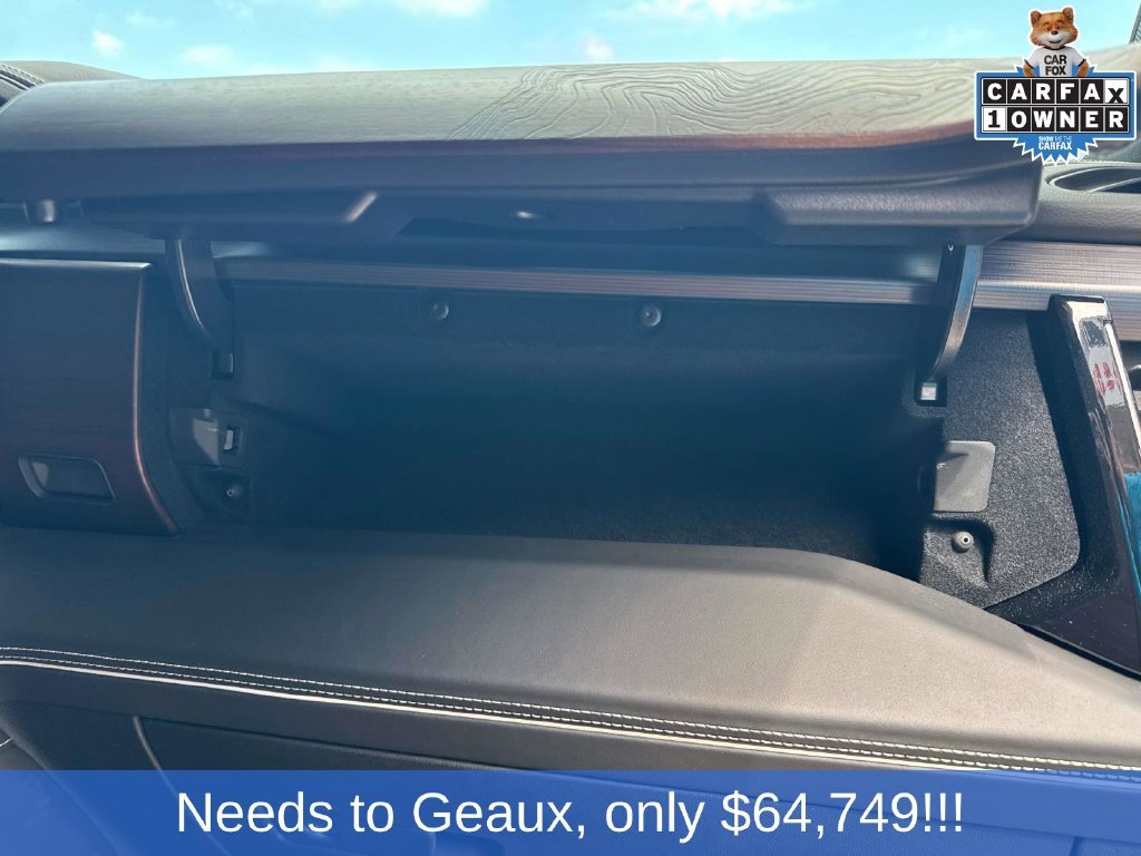 Used 2025 Gray GMC Denali Ultimate image 39