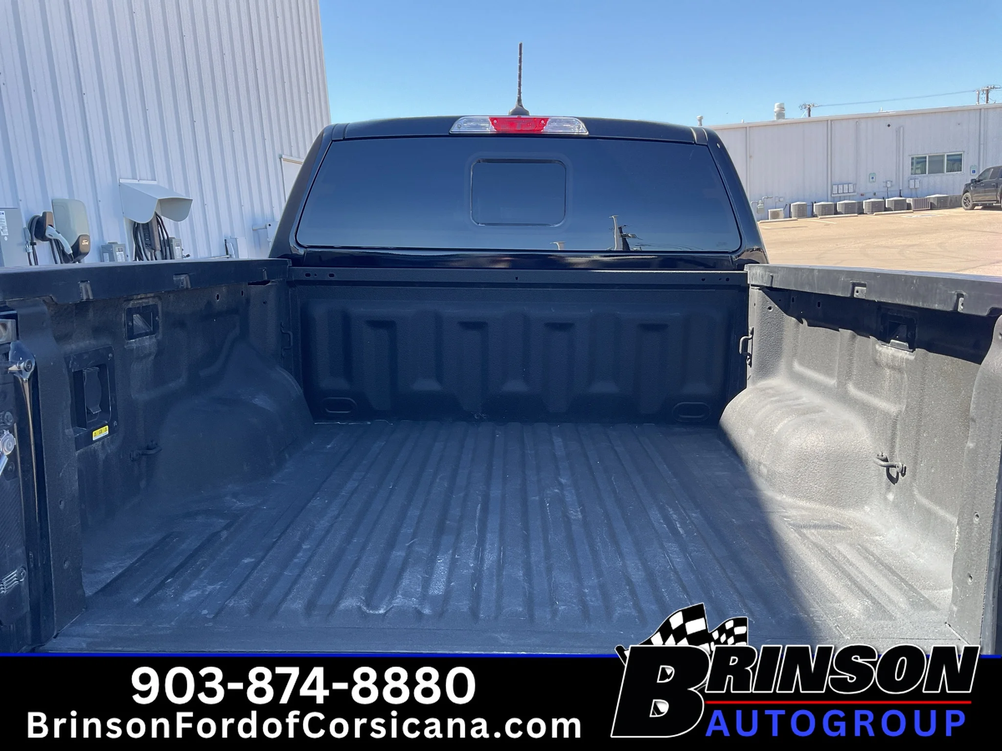 Used 2025 Shadow Black Ford XLT image 9