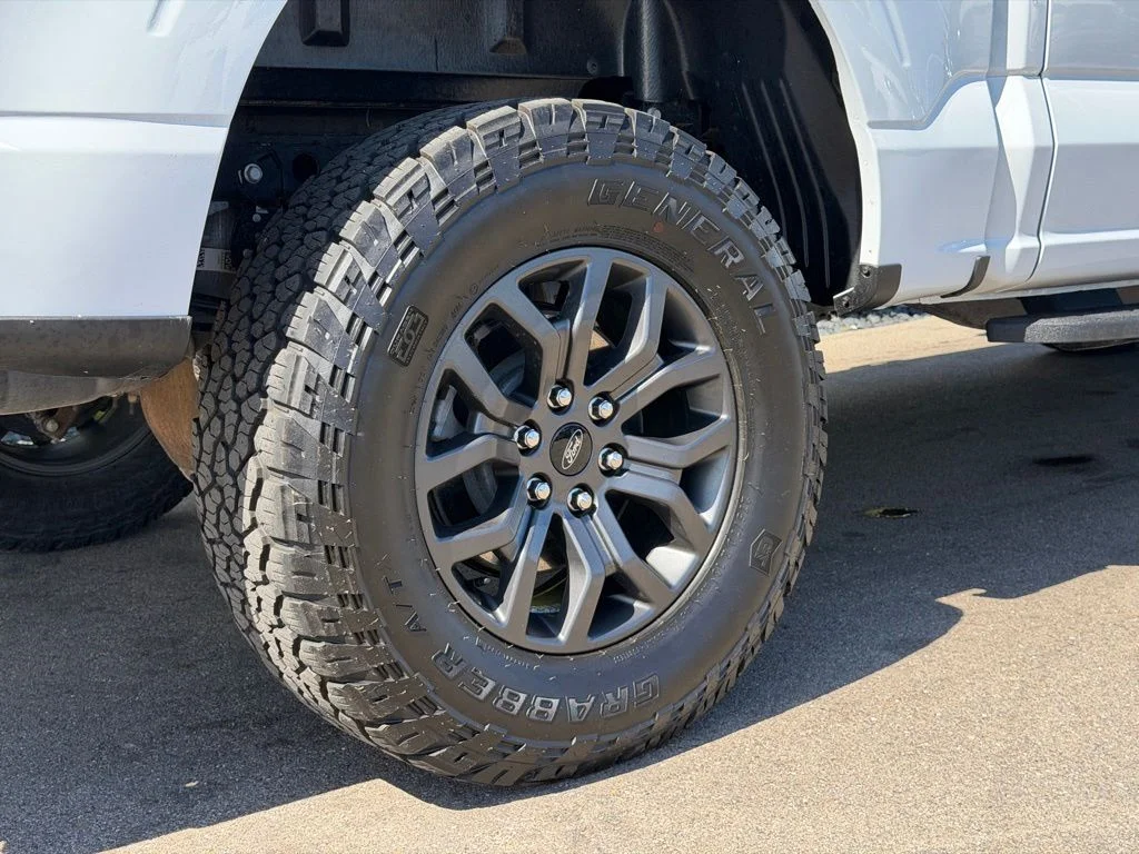 Used 2024 White Ford Tremor image 26