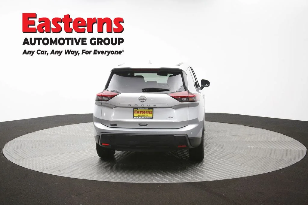 Used 2024 Silver Nissan SV image 37