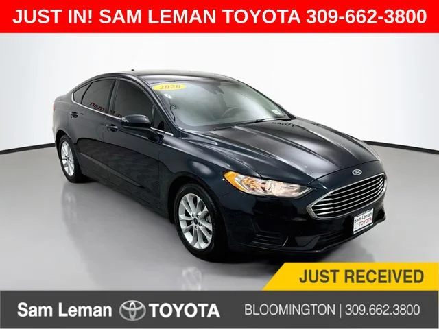 Used 2020 Blue Ford SE image 1