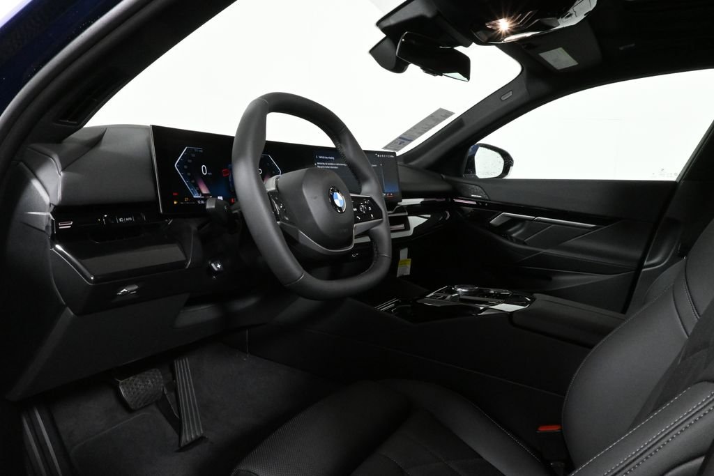 2026 BMW 5 Series 530i - Photo 15