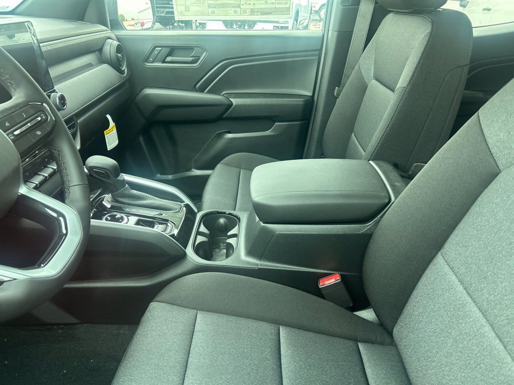 2026 Chevrolet Colorado Work Truck - Photo 9