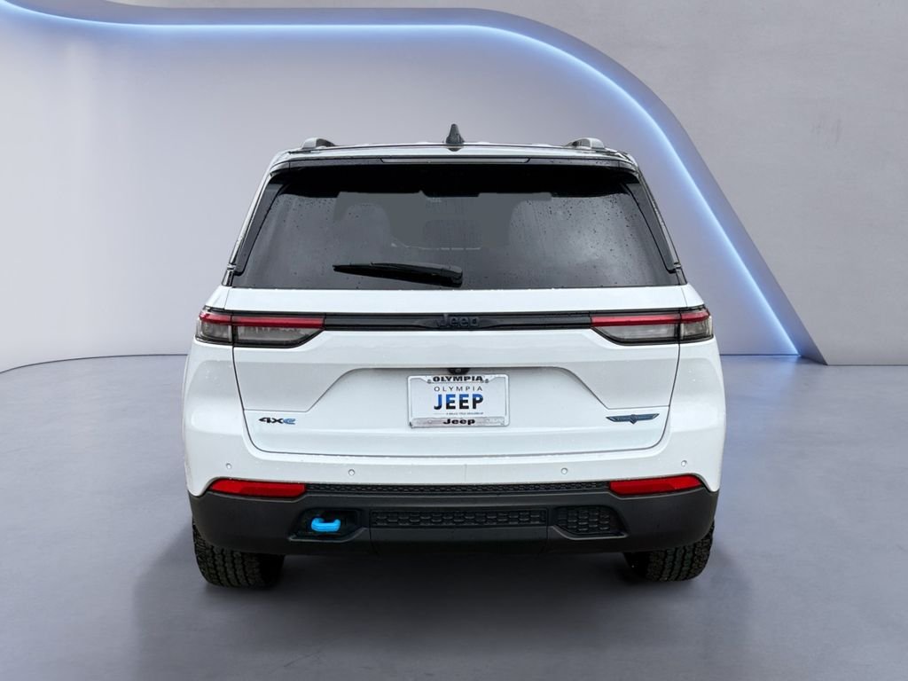 Used 2022 White Jeep Trailhawk 4xe image 4