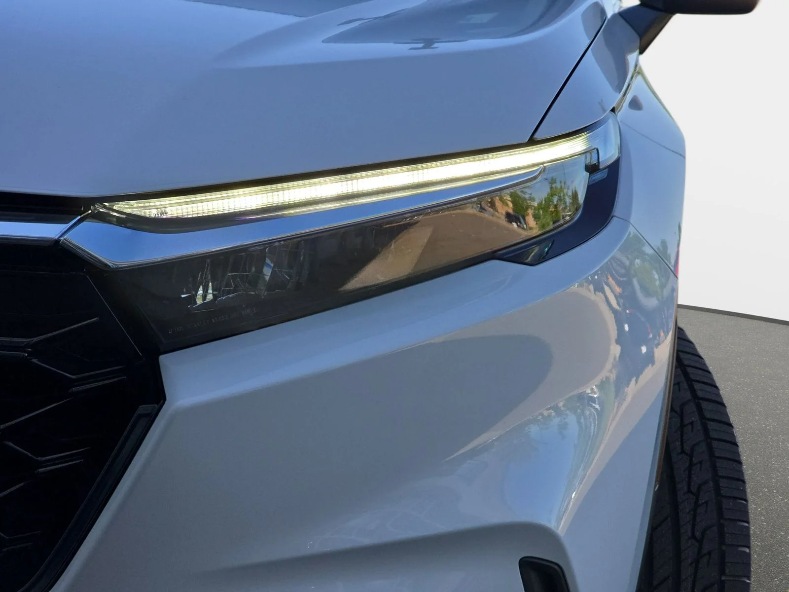 Certified Used 2023 Platinum White Pearl Honda EX image 32