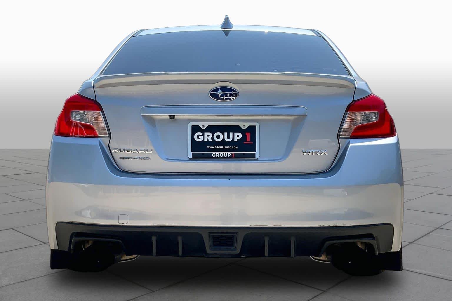 Used 2020 Ice Silver Metallic Subaru Premium image 5