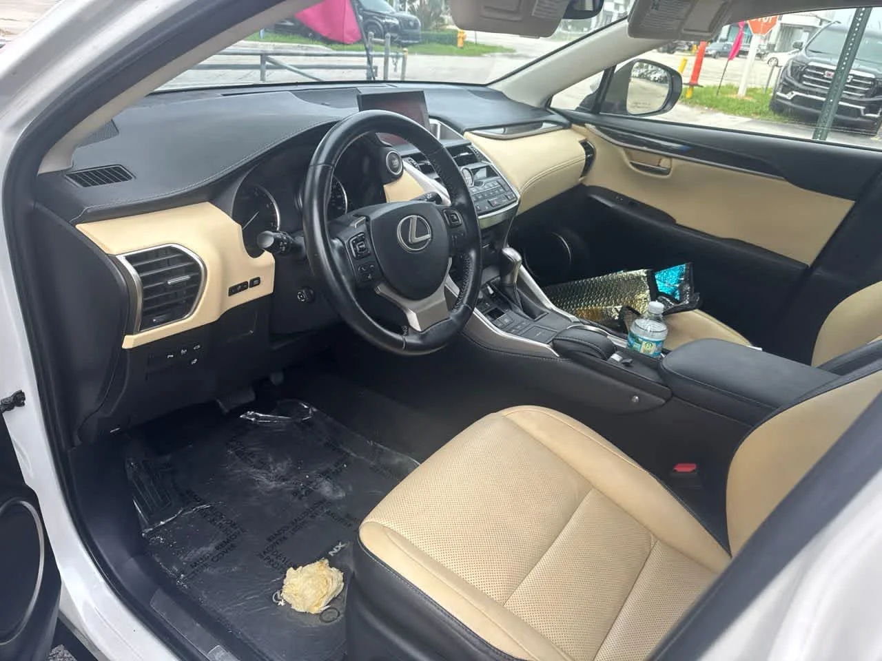 Used 2015 Eminent White Pearl Lexus  image 3
