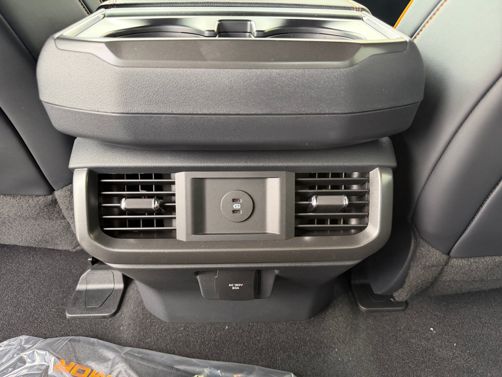New 2026 Iconic Silver Metallic Ford Tremor image 23