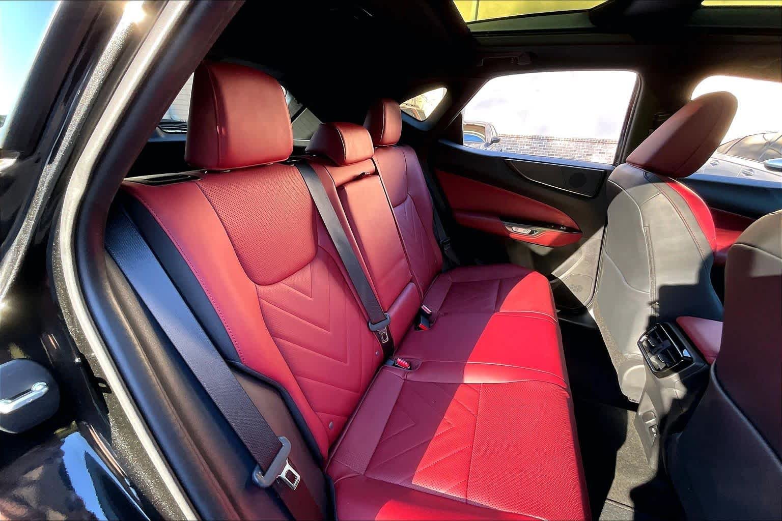 2024 Lexus NX Hybrid 350h - Photo 21