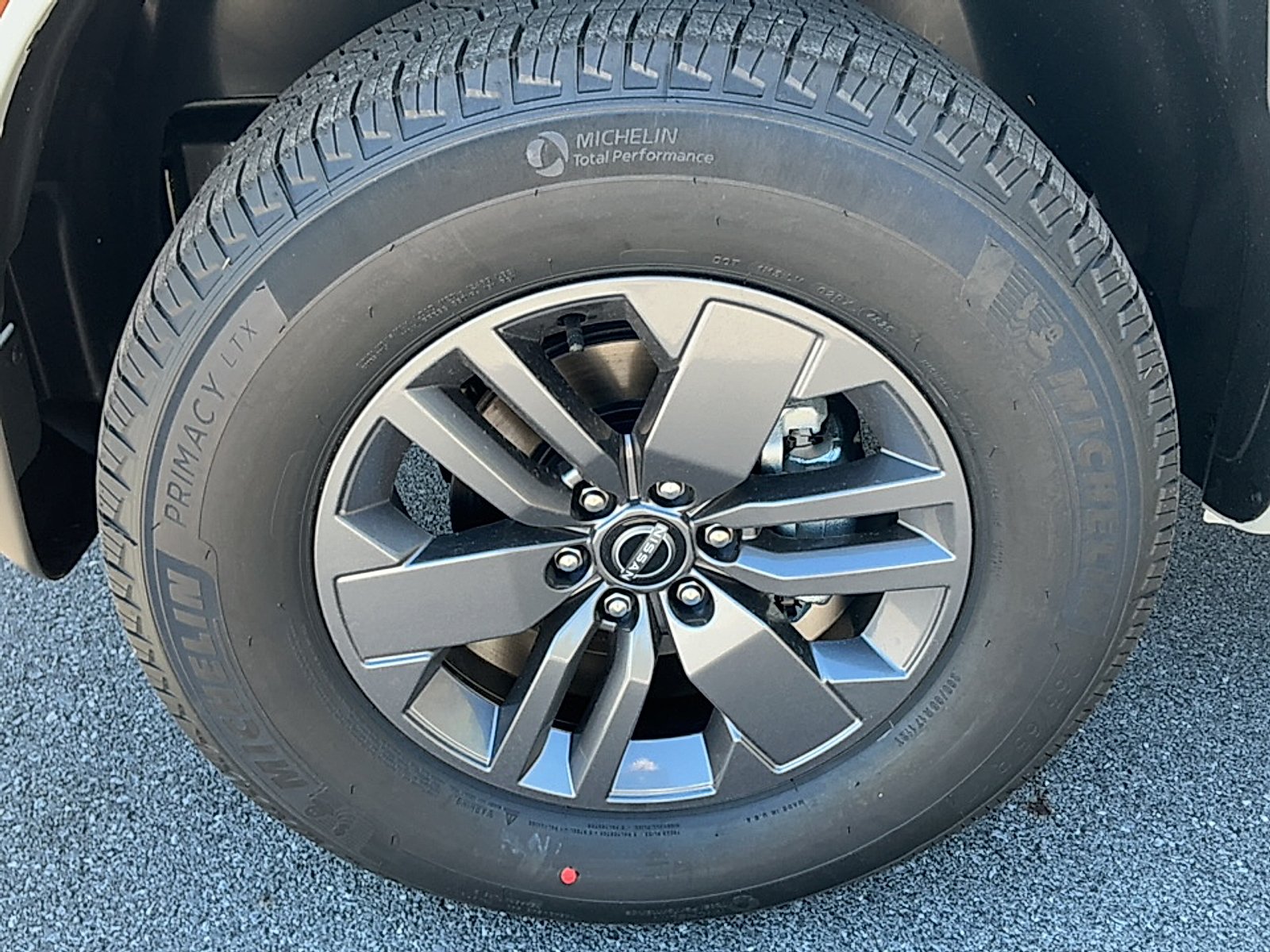 New 2026 Glacier White Nissan Crew Cab SV 4x2 image 5