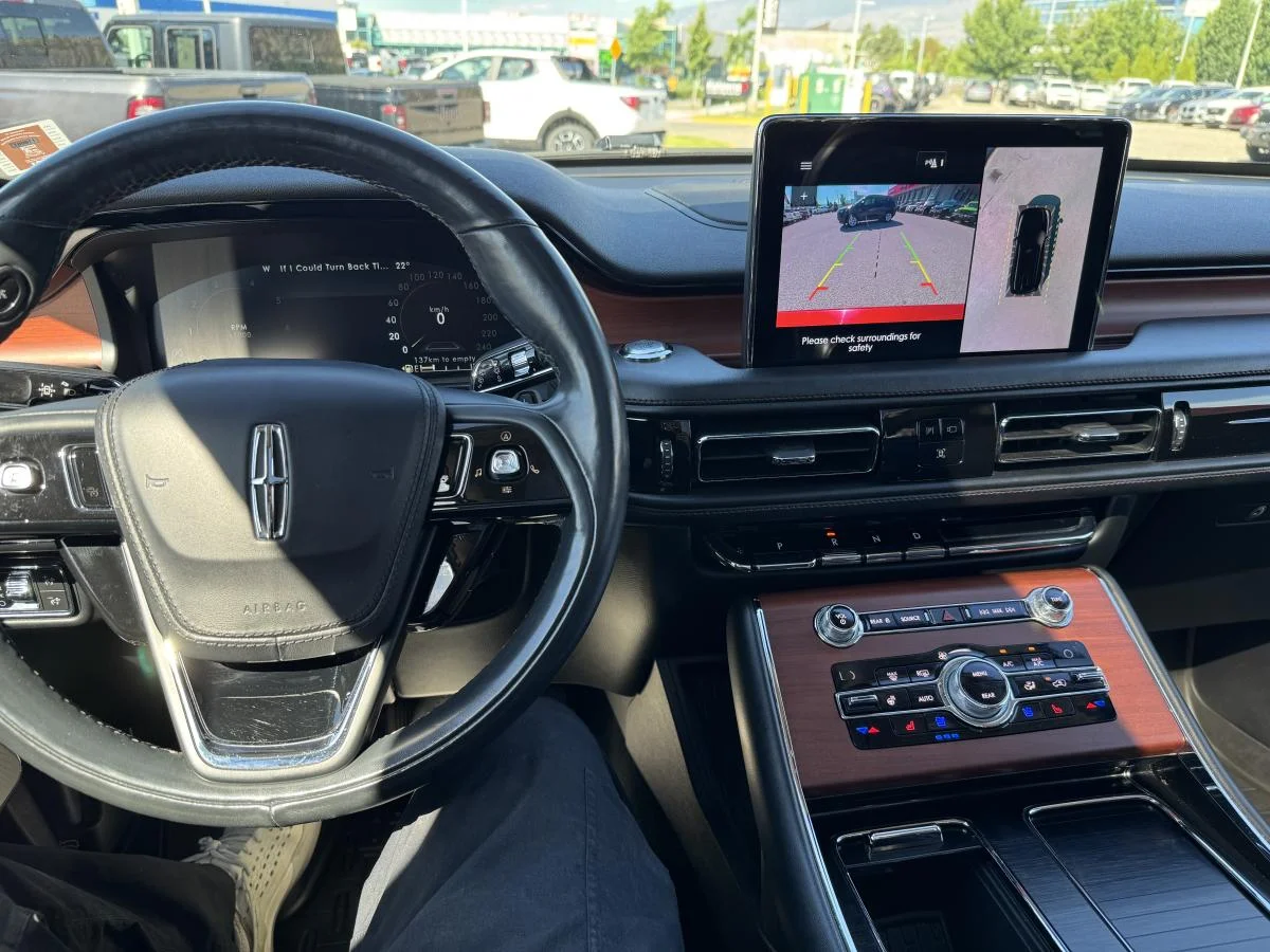 Used 2020 Red Lincoln Reserve Awd image 19
