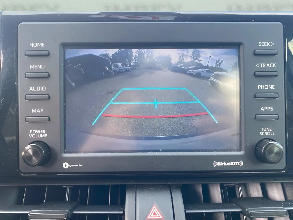Used 2022  Toyota XLE image 14