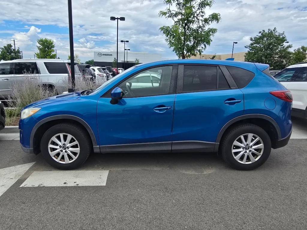 Used 2013  Mazda Touring image 2