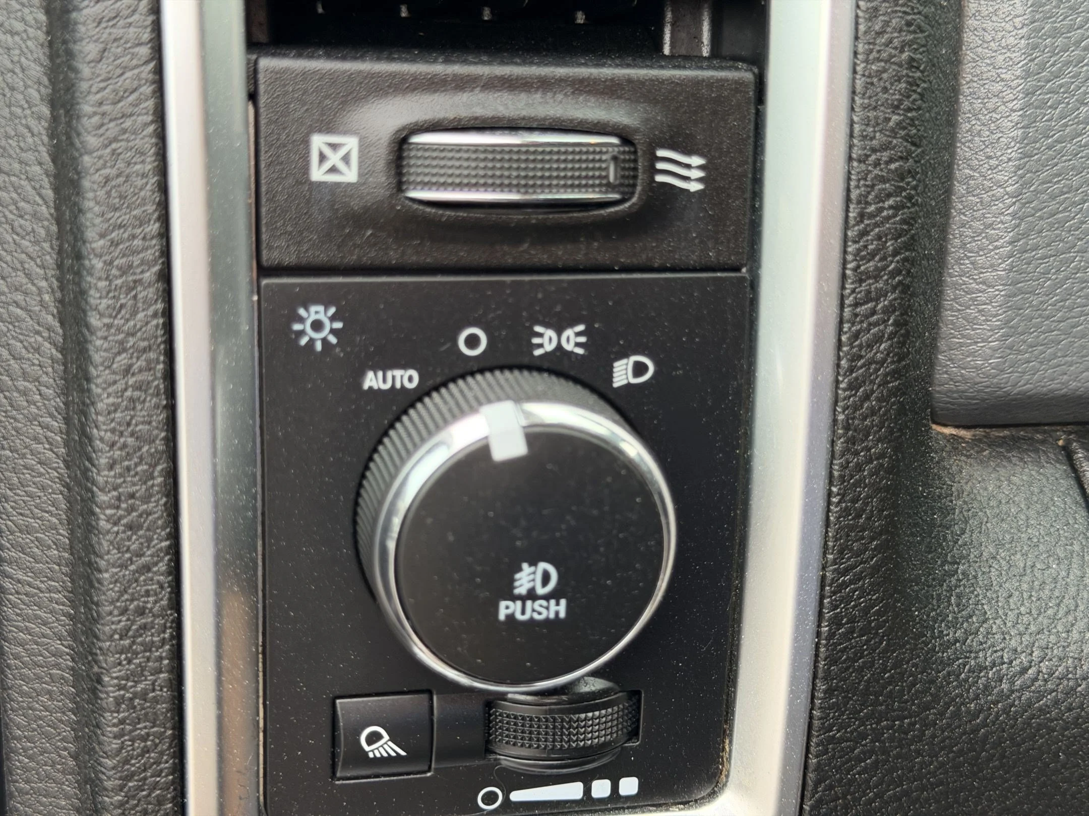 Used 2019 Bright White Clearcoat Ram Big Horn image 22