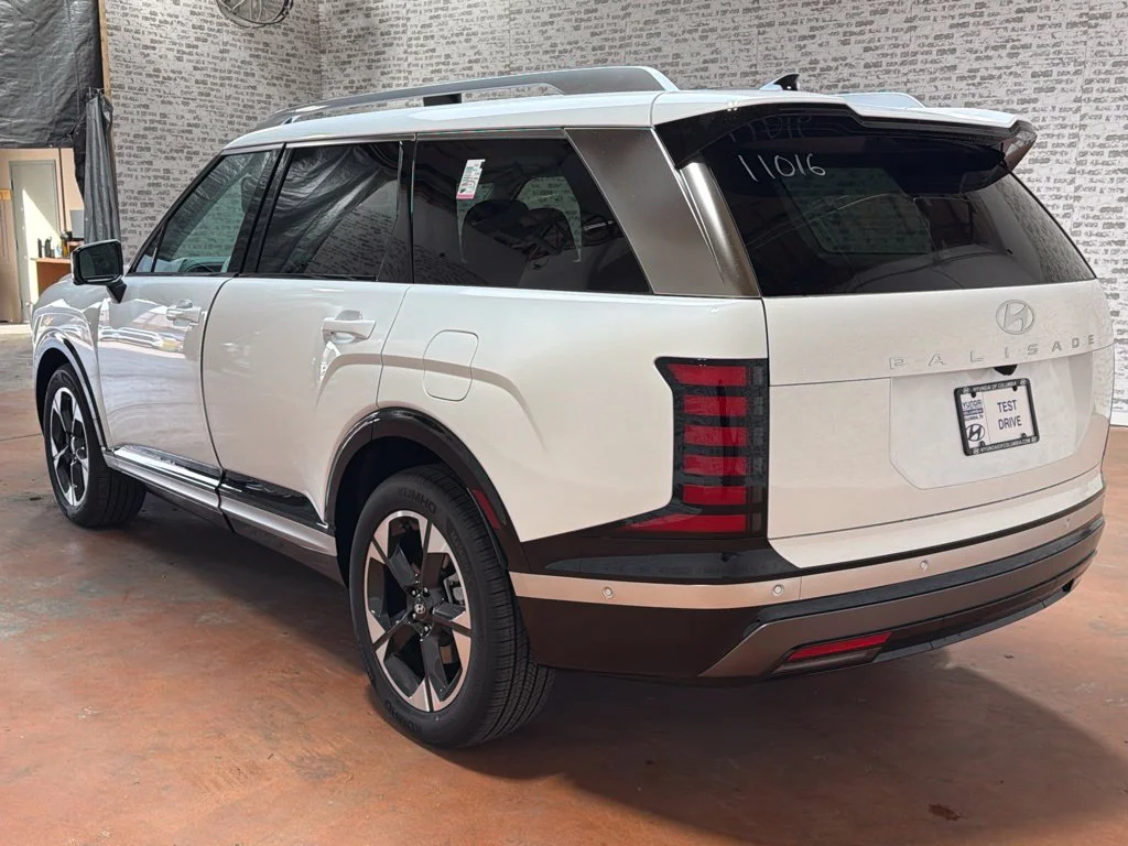 New 2027 Creamy White Pearl Hyundai SEL image 5