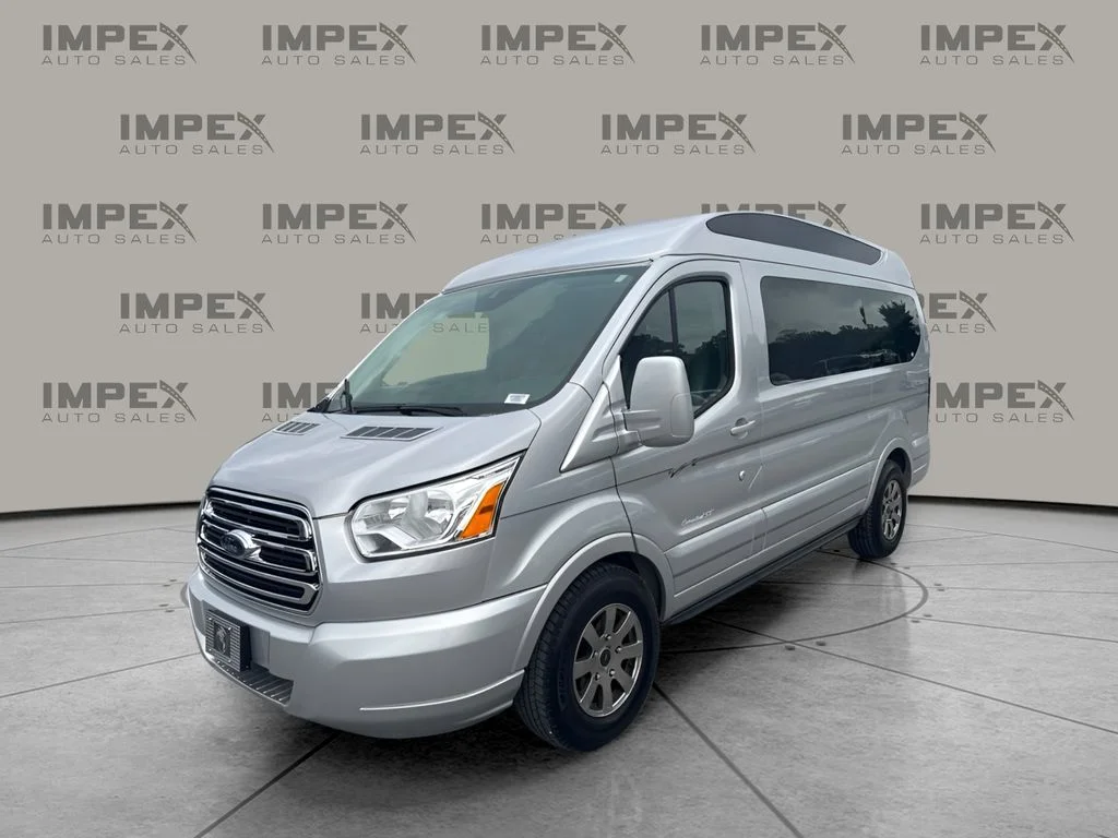 Used 2019 Silver Ford Base image 1