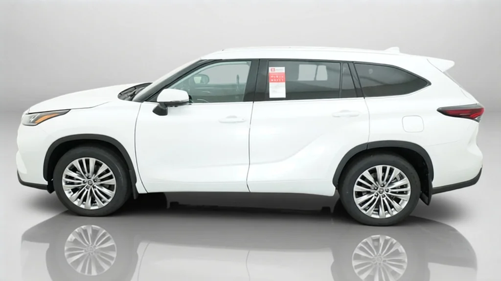 New 2026 Wind Chill Pearl Toyota Platinum image 2