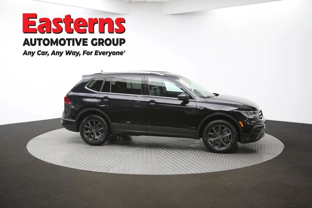 Used 2023 Black Volkswagen 2.0T SE image 45