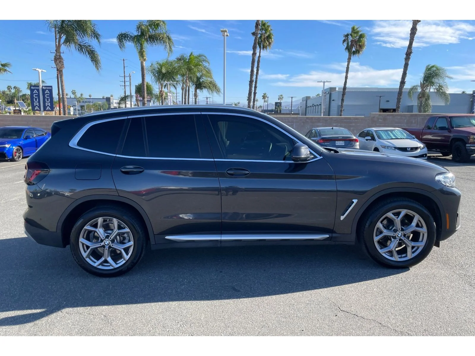 Used 2023 Dark Graphite Metallic BMW sDrive30i image 6