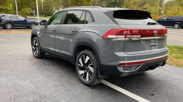 2026 Volkswagen Atlas Cross Sport SE w/Tech - Photo 7