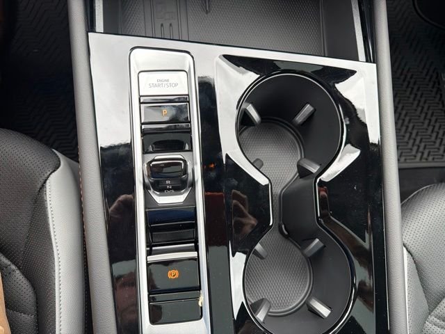 New 2026 Black Volkswagen Peak Edition image 21