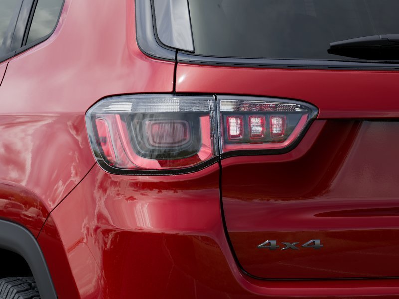 New 2026 Red Hot Pearl-Coat Exterior Paint Jeep Trailhawk image 5