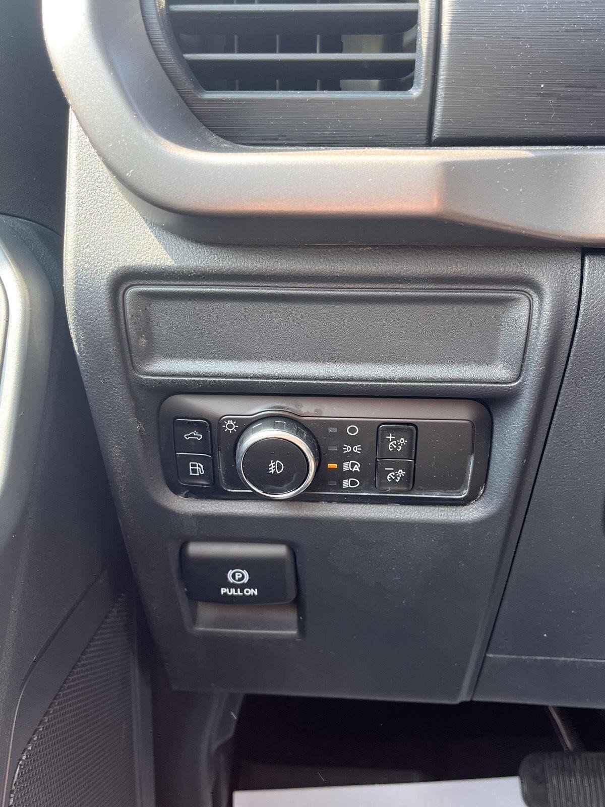 Used 2025 Agate Black Ford XLT image 24