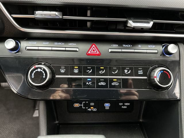 2025 Hyundai Sonata SE - Photo 18