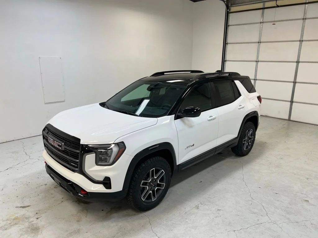 New 2026 Summit White GMC AT4 image 5