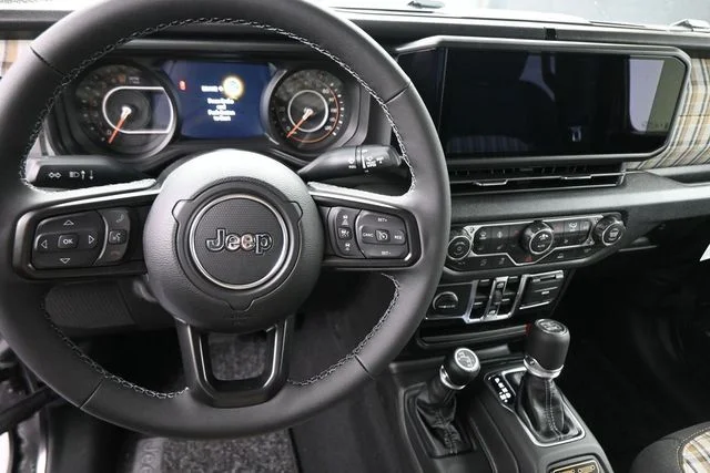 New 2026 Granite Crystal Metallic Clear-Coat Exterior Paint Jeep 85th Anniversary Edition image 28