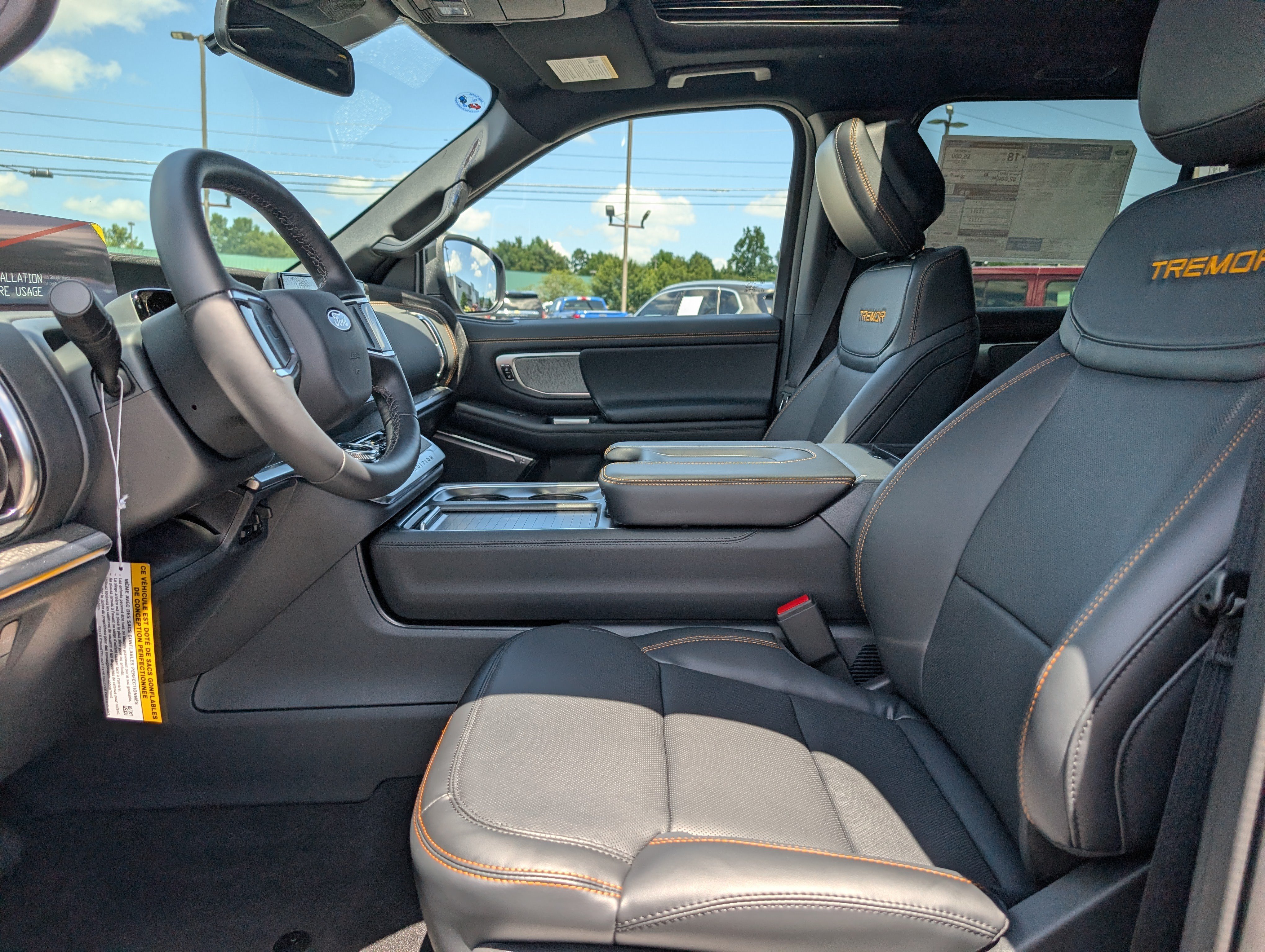 New 2027 Agate Black Metallic FORD Tremor® image 19