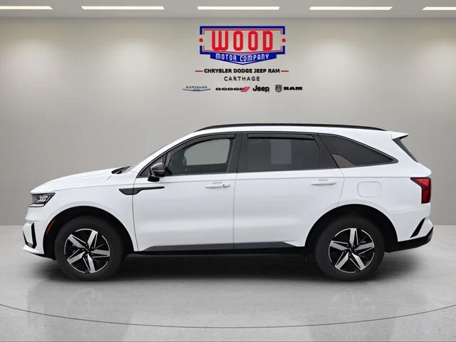 Used 2023 Glacial White Pearl Kia S image 10