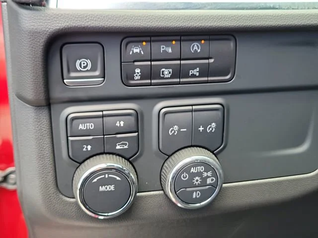 2025 Chevrolet Tahoe Premier - Photo 28