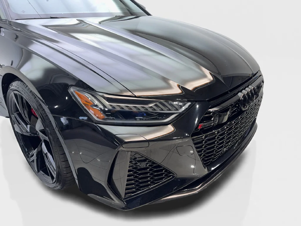 Used 2022  Audi 4.2 image 18