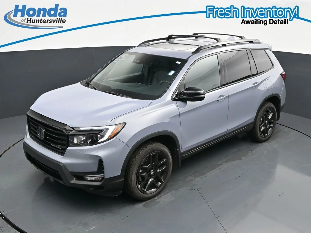 Used 2025 Sonic Gray Pearl Honda AWD BLACK EDITION image 16