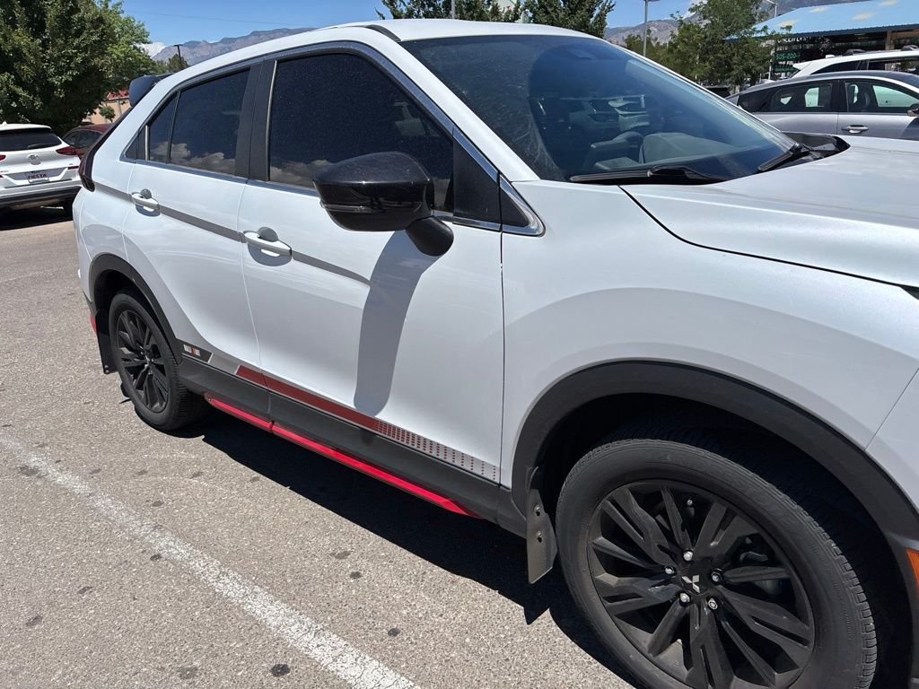 Used 2023 White Mitsubishi Ralliart image 13