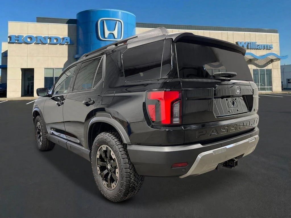 New 2026 CRYSTAL BLACK PEARL Honda TrailSport Elite image 3