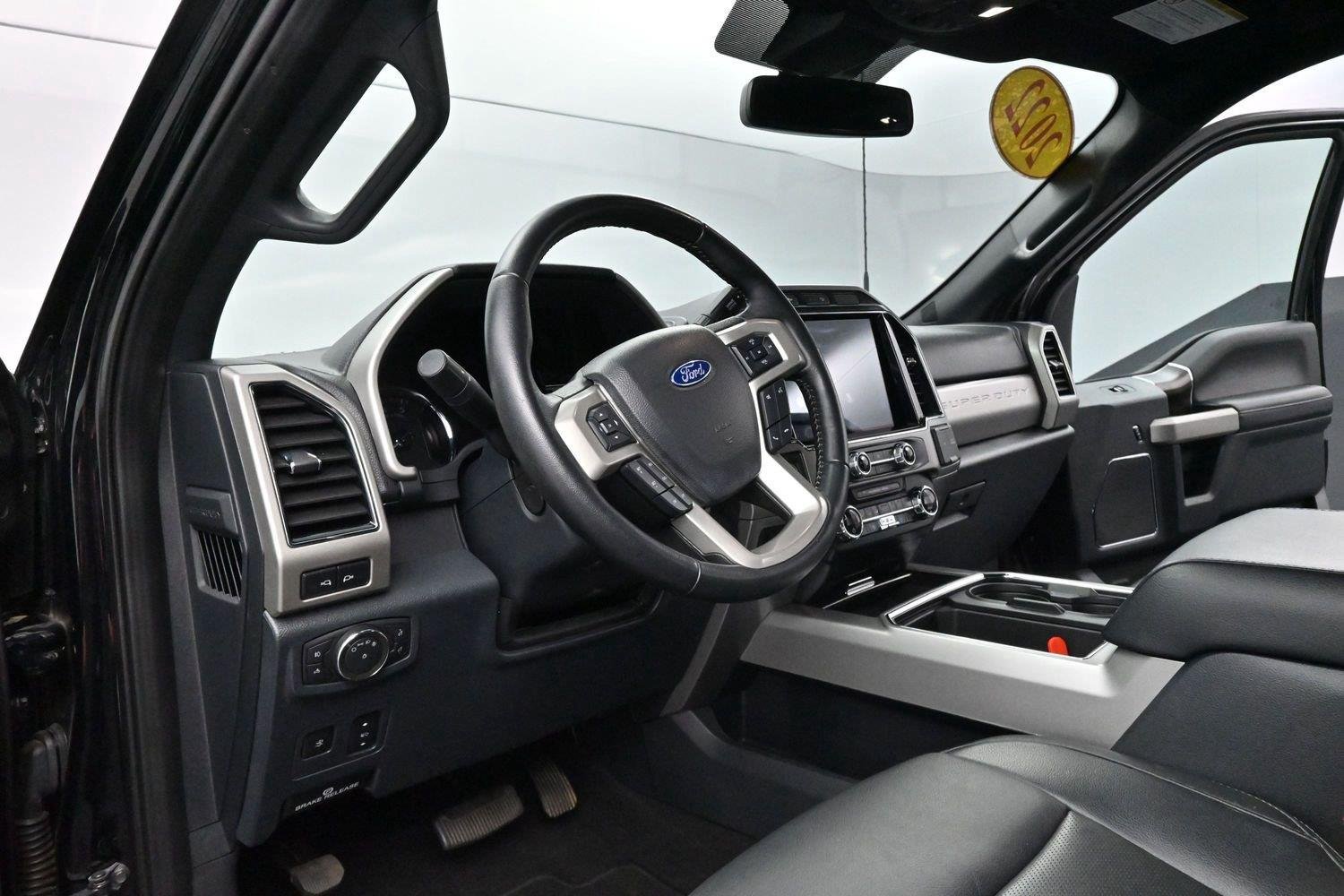 Used 2022 Agate Black Ford Lariat image 17