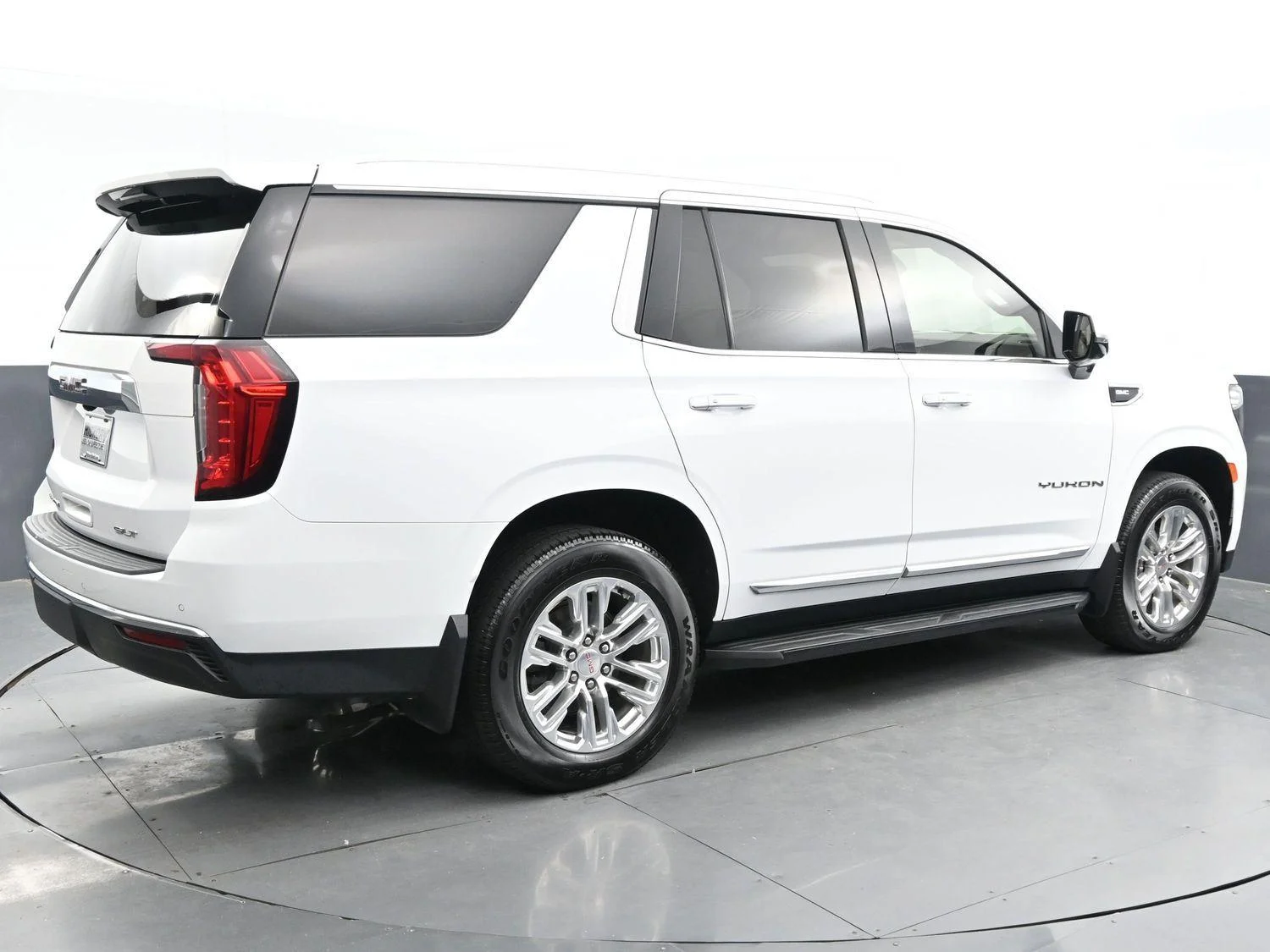 Used 2021 Summit White GMC SLT image 7