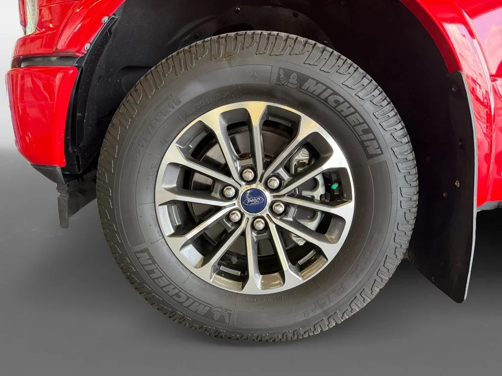Used 2018 Red Ford Lariat image 16