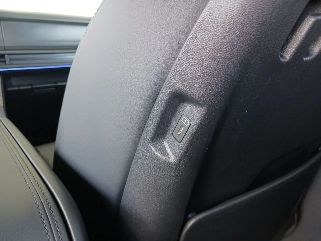 Used 2024 Gray Hyundai Calligraphy image 39